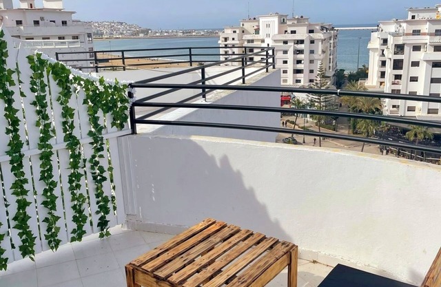 7th Floors * Panorama Sea view * No 4