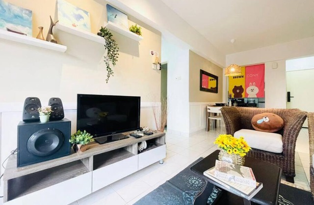 8 pax Homestay near Axiata Arena & Pavilion 2