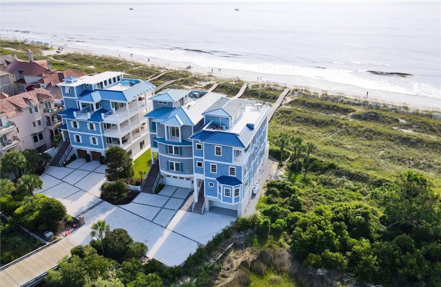 8 Terra Bella Trace, Oceanfront, Roof Top Deck, Pool, Free Golf