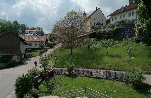 80qm-große FeWo im Dachgeschoss mit Parkplatz und WLAN