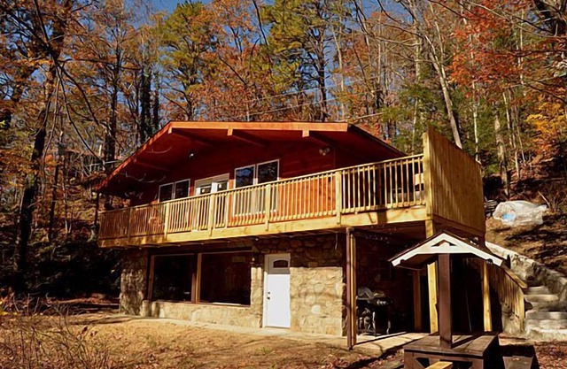 #820 Honeymoon Hideaway
