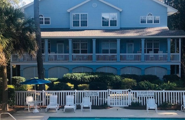 9 Lyons 4 BD,4 1/2 BA ,pool, Sleeps 12! Discount for Sept 13-20!Great time to go
