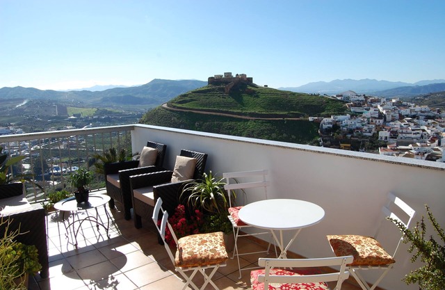 A 2 Bedroom luxury penthouse in the historic centre of Alora