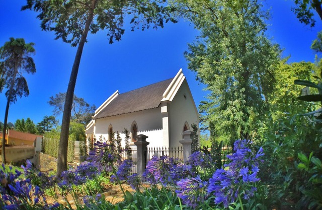 A CAPELA, Sintra - 18th Century Converted Chapel
