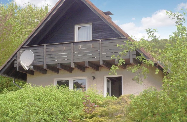 A comfortable vacation home in a very well-kept vacation home settlement awaits you.