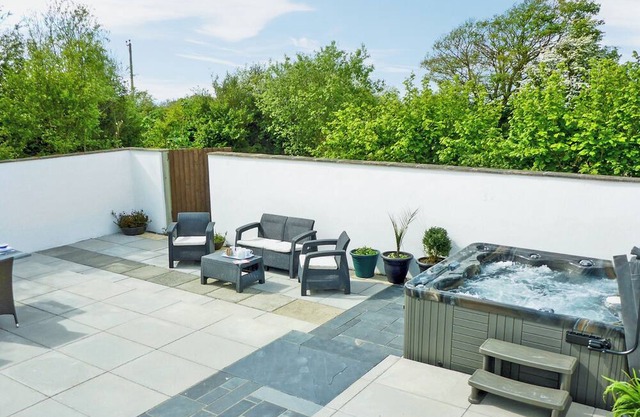 A detached house set in the beautiful quiet surroundings of the park.