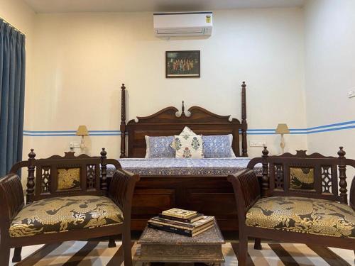 A heritage homestay - kishore niwas haveli in the old city