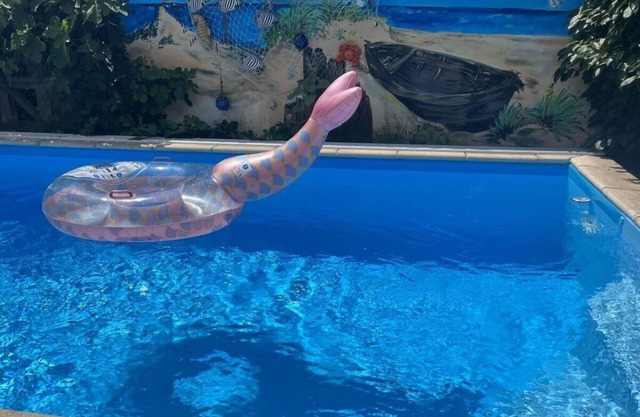 A. Heyne Modern retreat