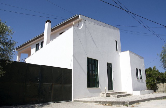 A house for all your family or friends!