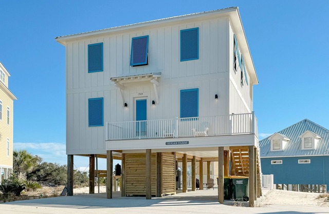 A Luxurious Coastal Retreat in Gulf Shores with Private Pool!🌴☀️