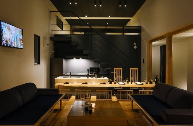 A luxurious space that values the Japanese atmosph/Nakagami-gun Okinawa