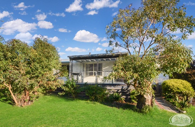 A quiet retreat just a stroll from the ocean