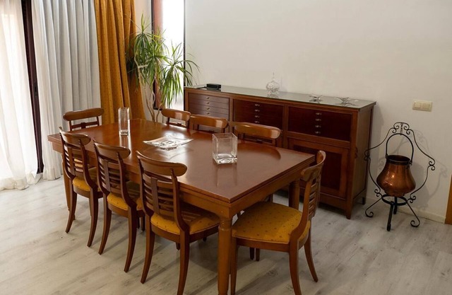 A Solo 5 min de Toledo y Puy du Fou, Casa Ideal Para Familias con Sala de Juegos