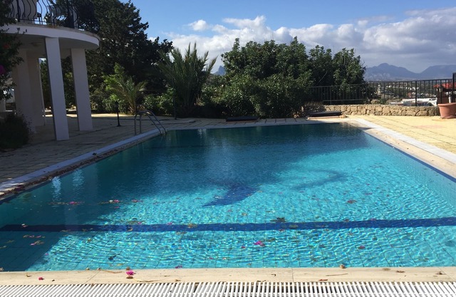 A stylish Detached Apartment with its Own Private Pool and Stunning Views