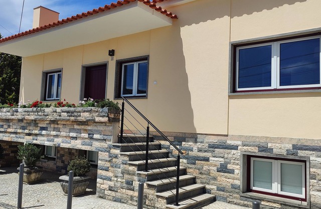 A sunny house with a large terrace and sea views!