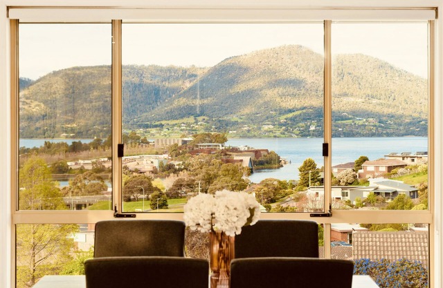 A sunny house with stunning water views in Rosetta