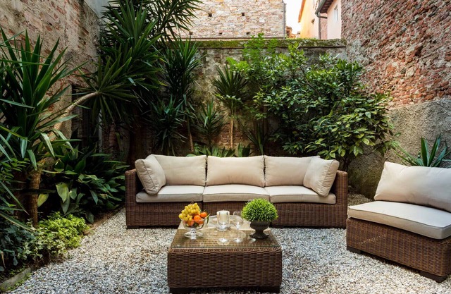 A Toproof Penthouse Apartment with Elevator and Private Garden Inside the Walls