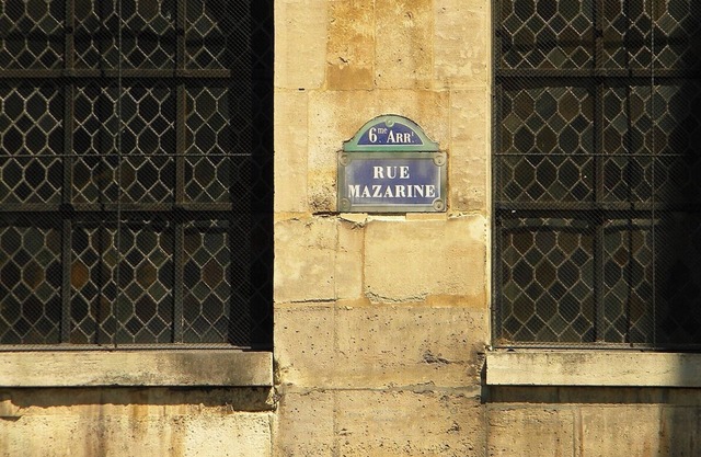 A Work of Art/Period Details:St-Germain 1600s Townhouse&Institut de France Vista