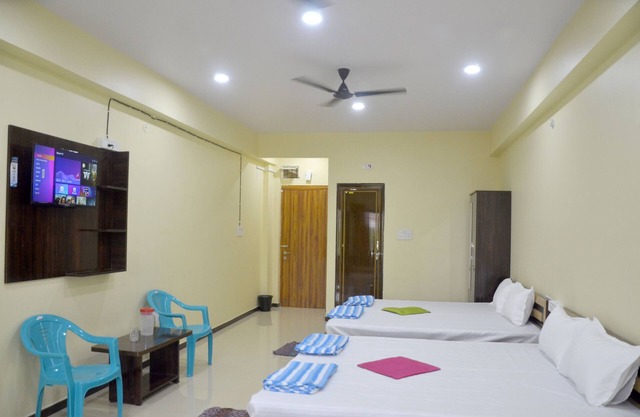 Aapkaujjain HomestaynStay peacefully,relax,& EnjoynVery suitable for family