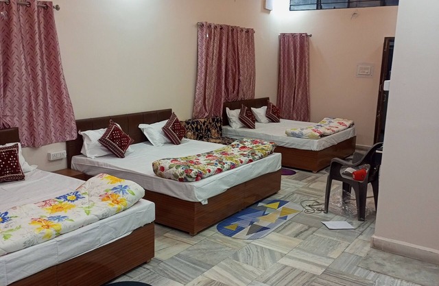 Aashirwad Residency @ Home Stay/Bed & Breakfast Unit of MP Tourism Board