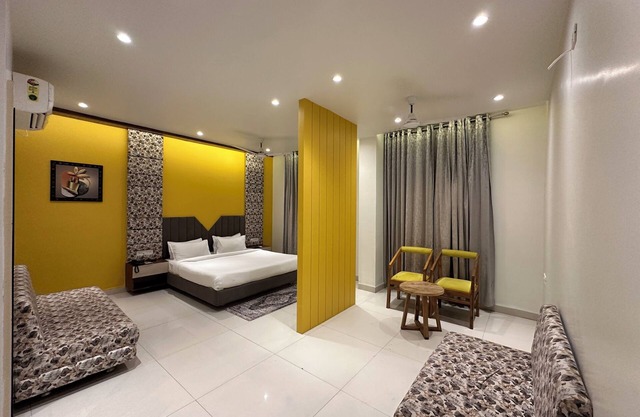 AB Hotel and Restaurant