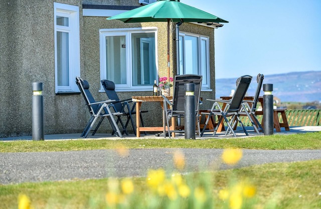 Abersoch Farmhouse - Five Bedroom House, Sleeps 8