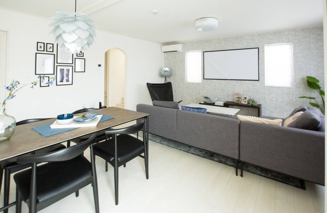 Accommodates up to 12 people 2 minutes by car to/Kunigami-gun Okinawa