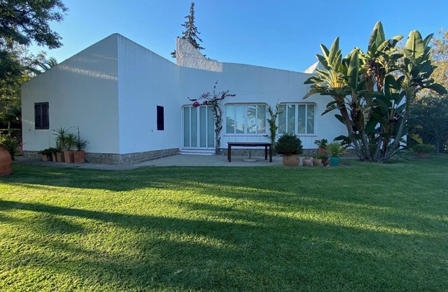 Acolhedora Villa de Charme em Tavira! A 15 Minutos a pé da Praia do Barril