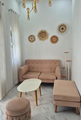 adinda syariah H-1 Villa Anggrek Jl Proklamasi