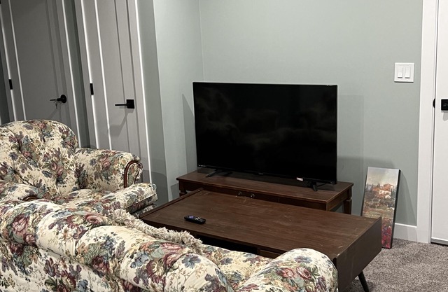 Adorable And Cozy 2 Bedroom Space @ Brighton