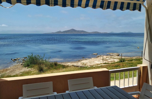 Adosado en Primera Línea de Playa, a 5 Metros del Mar Menor