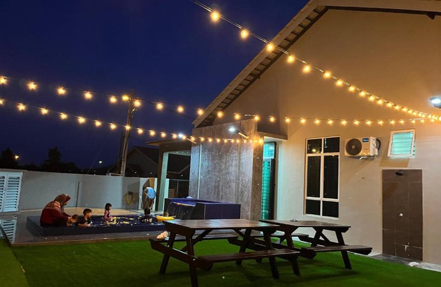 Adwa Homestay Kijal Private Pool Mini Golf