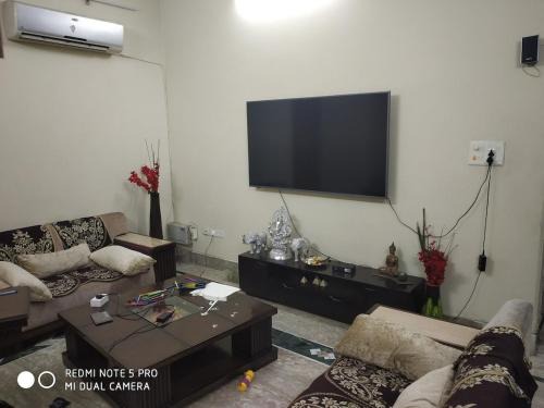 Affordable and adorable Home