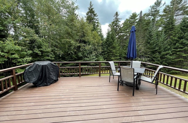 Affordable Bloomfield Apt - Walking Distance to Blunt's Pond!