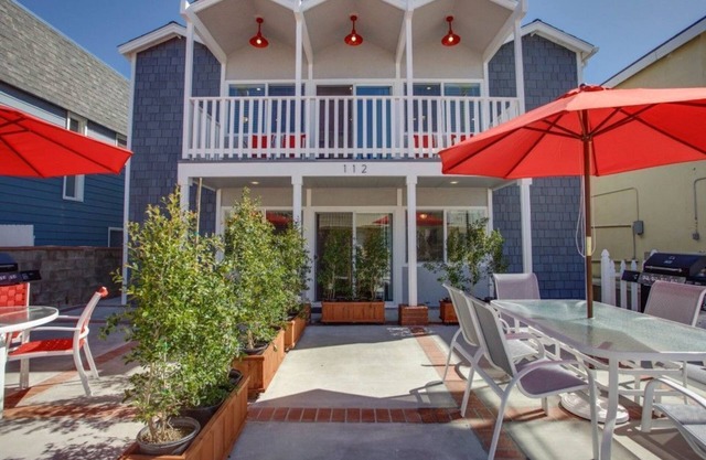 Affordable Vacation Duplex Steps to the Sand!