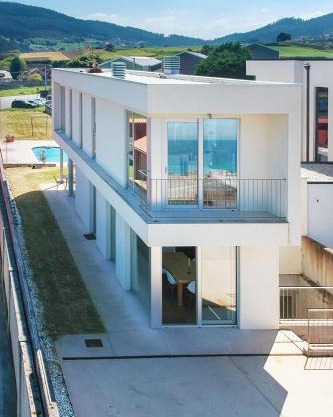 AG Villa Razo Deluxe, con piscina y playa a 400m