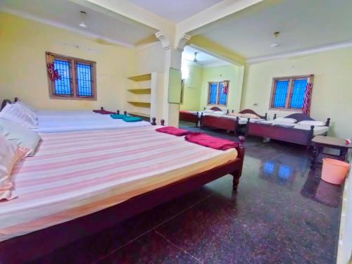 Ahobilam VPS NIVAS Guest House