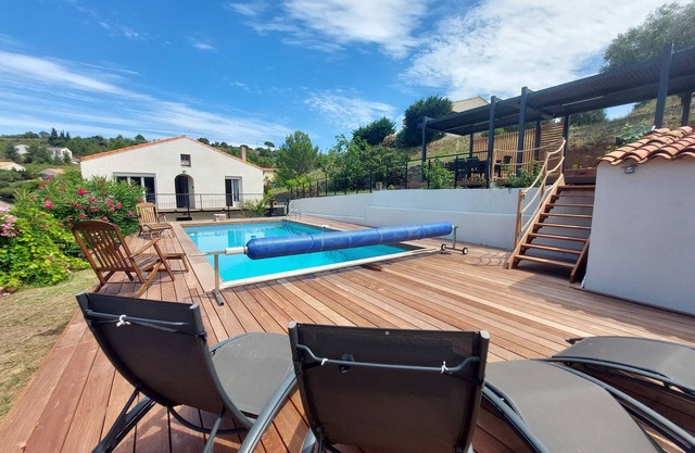 Air-conditioned house, swimming pool, wifi 7 people +/- 1 baby