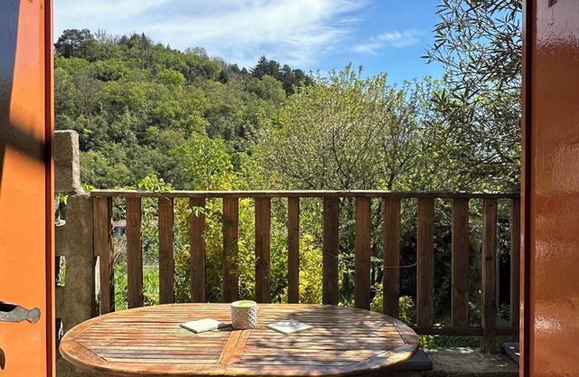 air-conditioned and renovated medieval village house - free wifi