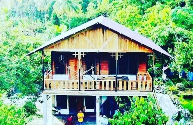 Air Manis Secret Surfcamp