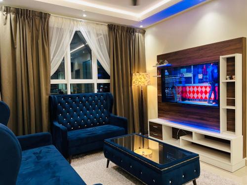 Aishiteru Homestay Ladang Tanjung, Kuala Terengganu with POOL