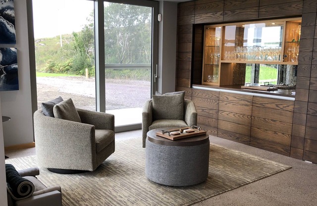 Ait Mhaire is Luxury on the Ring of Kerry 20 minutes from Waterville Golfing