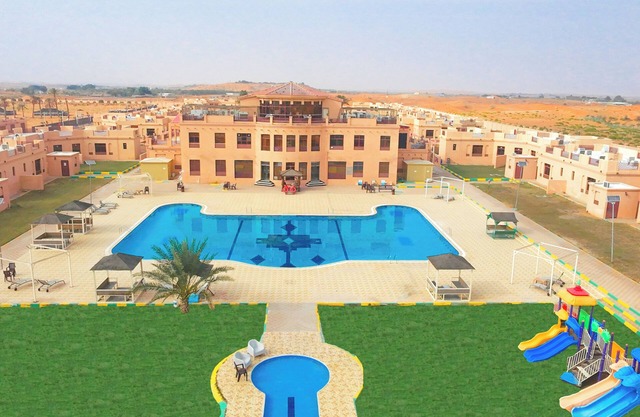 Al Bada Resort