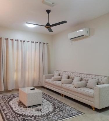 Al Khashabah Apartment شقة في طريق إزكي - سناو
