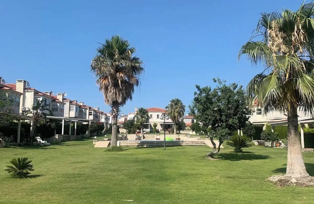 Alacati Carsiya 1km 3+1 duplex