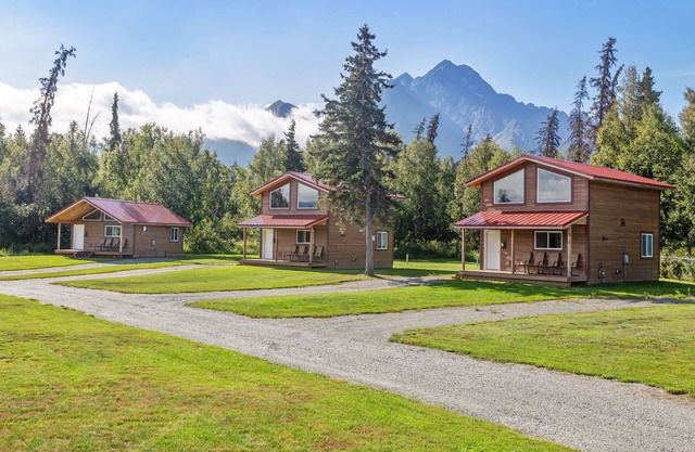 Alaska Back Country Cottages