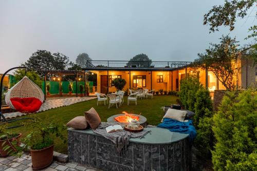 Alaya Stays 4BHK Pvt Plunge Pool & Garden - Pine Melody