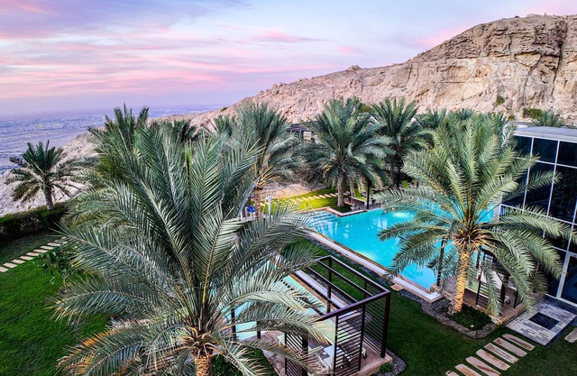 Alberni Jabal Hafeet Hotel