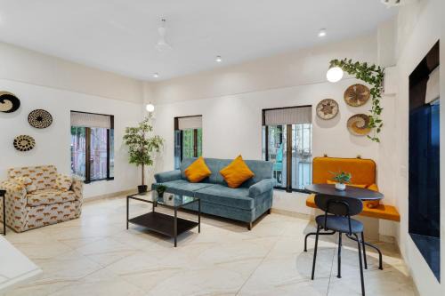 Aleo 1BHK Bandra W by The Bombay Home Company