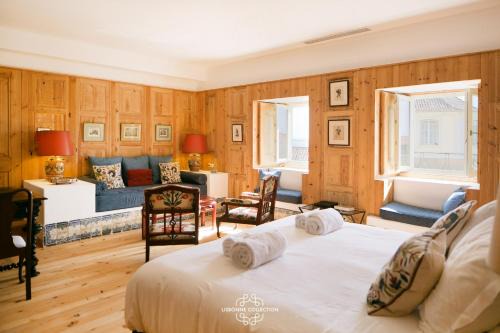 Alfama Unique & Romantic Studio by LovelyStay